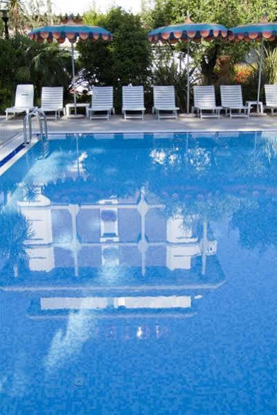 Hotel Ariston ビビオーネ エクステリア 写真